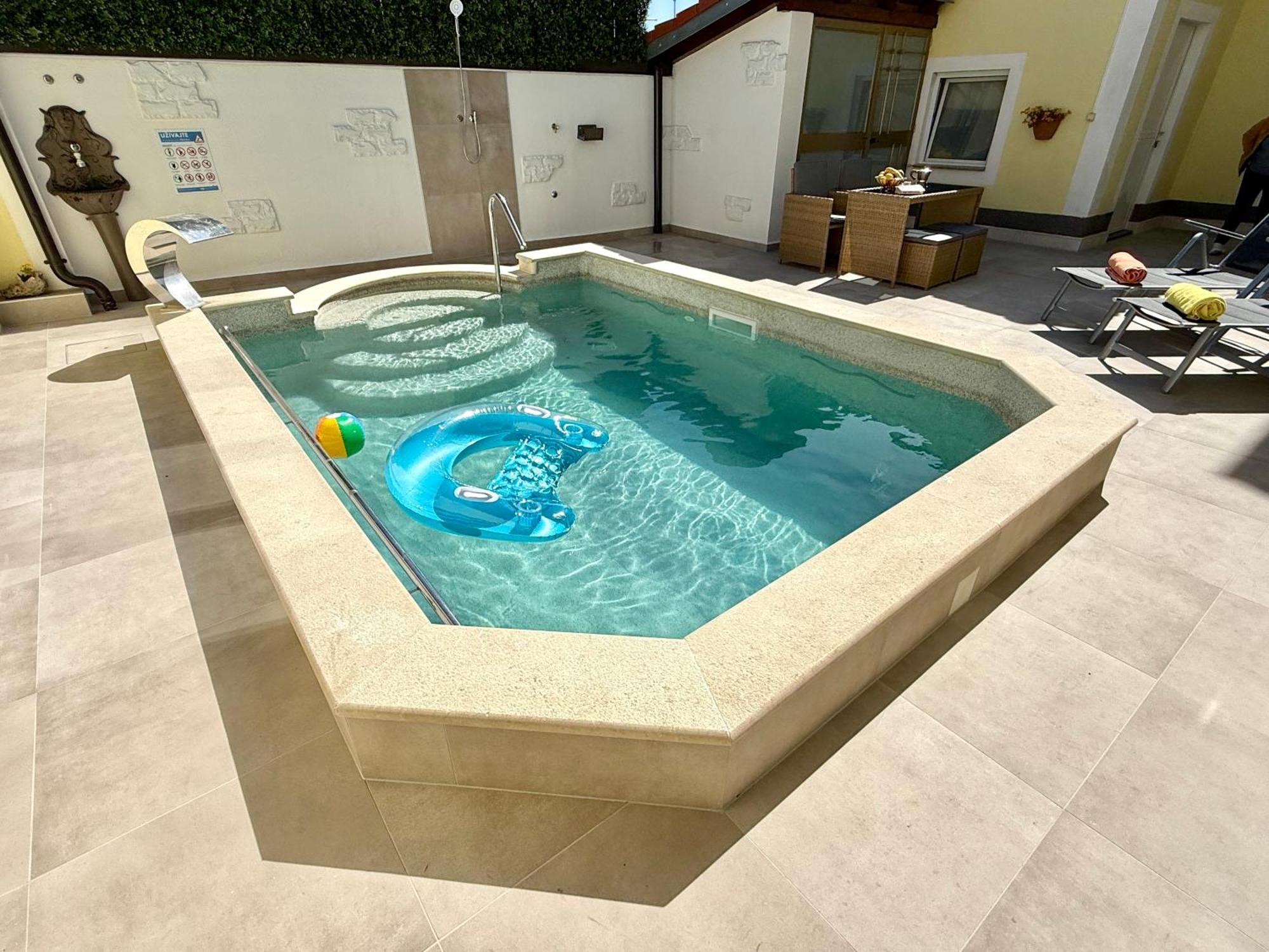 Poolside Studio Fažana Exteriör bild
